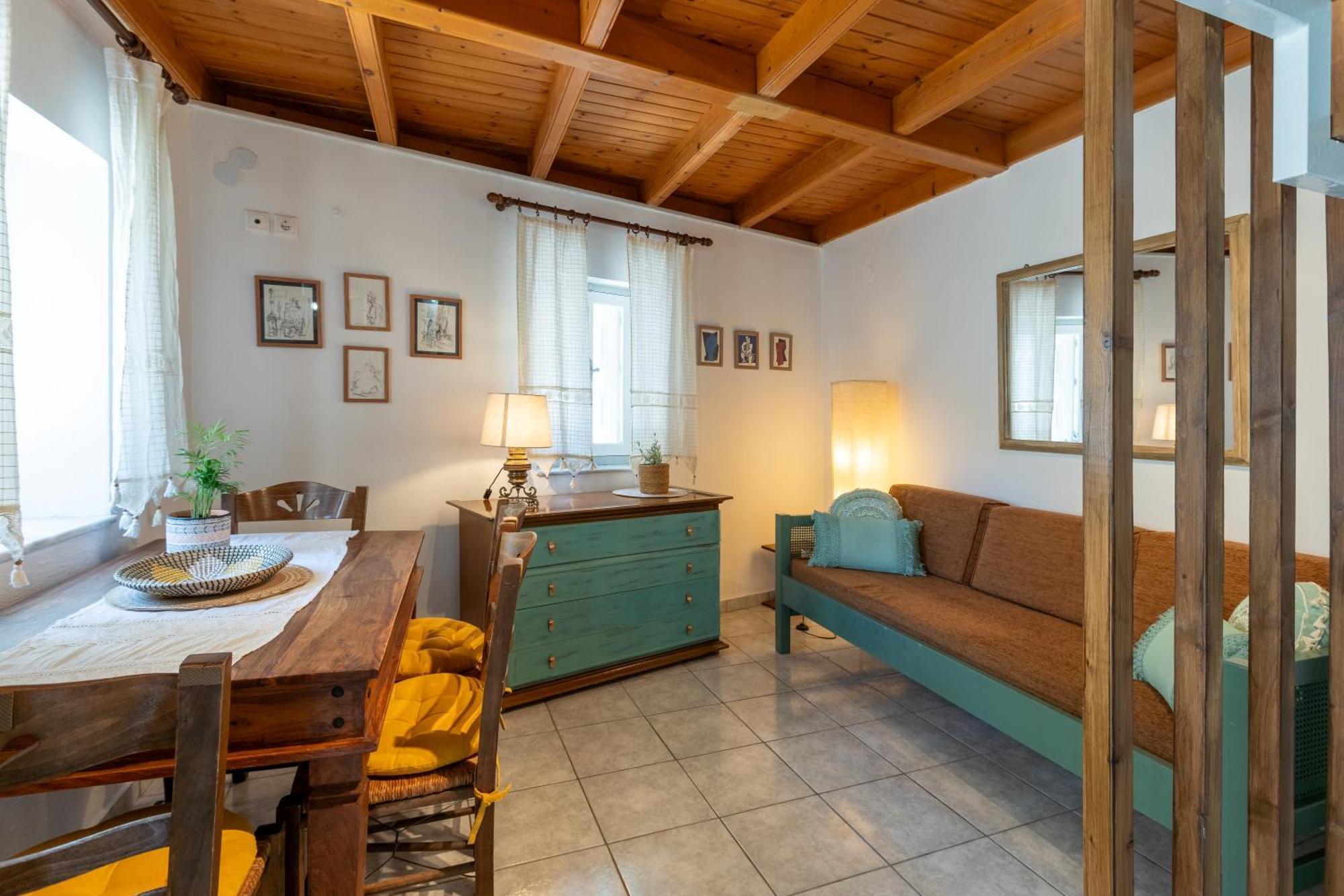 Spacious Home With Yard, Mytilene Lesvos Eksteriør bilde